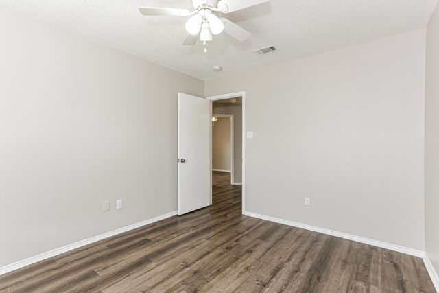 8959 Rushing River Drive, Fort Worth, TX 76118