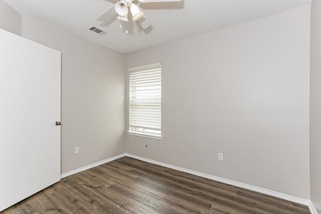 8959 Rushing River Drive, Fort Worth, TX 76118