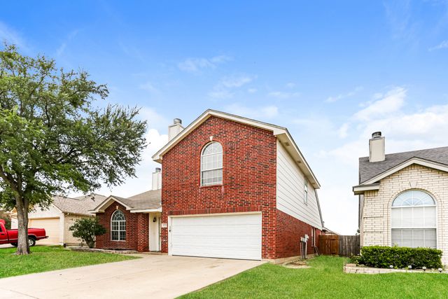 8959 Rushing River Drive, Fort Worth, TX 76118