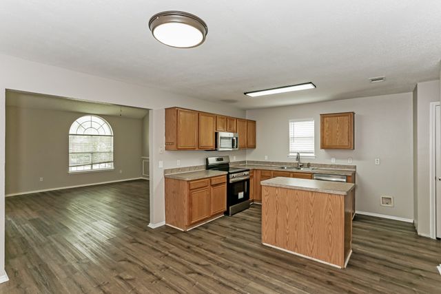 8959 Rushing River Drive, Fort Worth, TX 76118