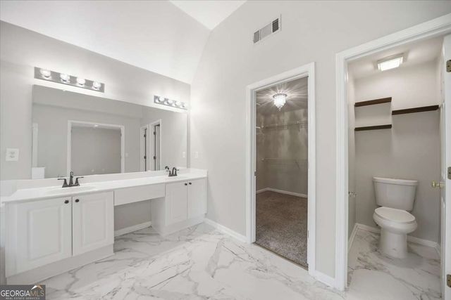 1082 Glen Chase Drive, Lawrenceville, GA 30044