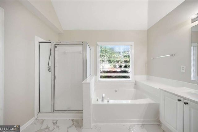 1082 Glen Chase Drive, Lawrenceville, GA 30044