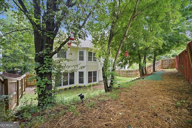 1082 Glen Chase Drive, Lawrenceville, GA 30044