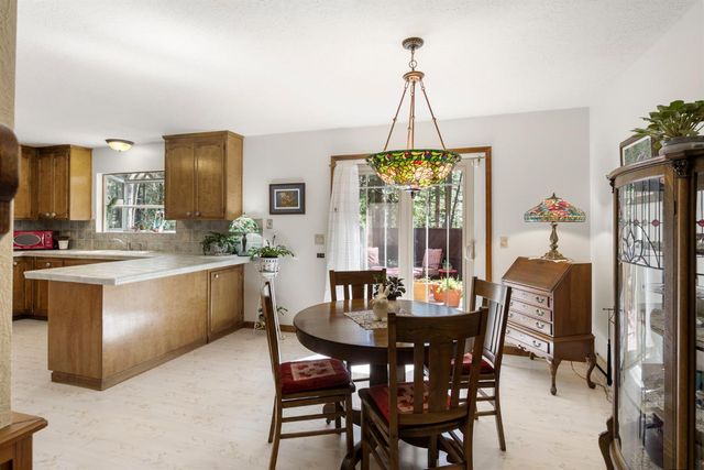 2254 Country Club Dr, Arnold, CA 95223