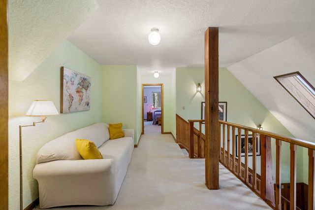 2254 Country Club Dr, Arnold, CA 95223