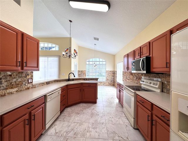 140 MOSS LANE, Davenport, FL 33837