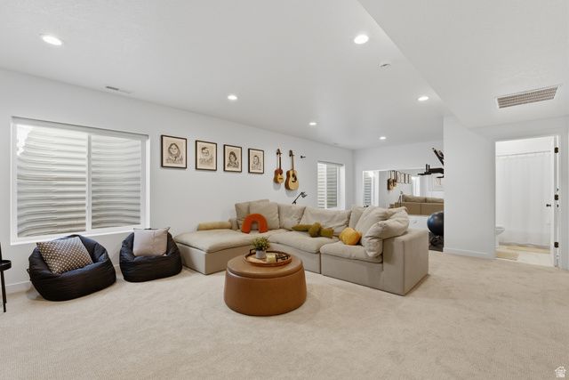 11151 S CHEVIOT HILLS LN, South Jordan, UT 84009