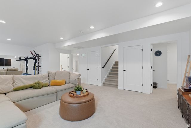 11151 S CHEVIOT HILLS LN, South Jordan, UT 84009