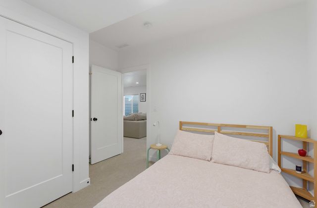 11151 S CHEVIOT HILLS LN, South Jordan, UT 84009