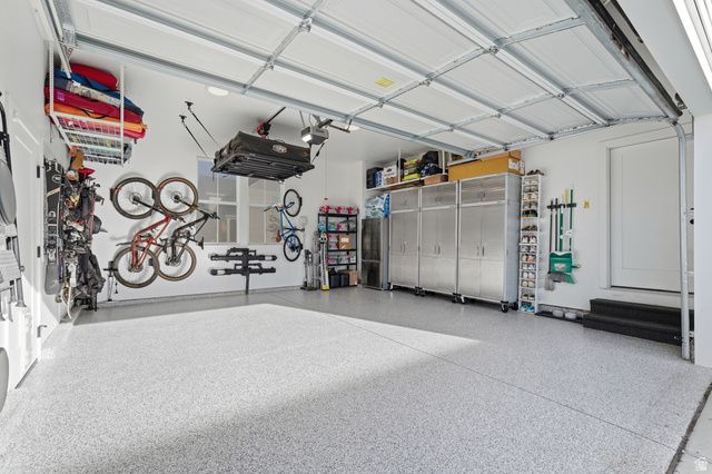 11151 S CHEVIOT HILLS LN, South Jordan, UT 84009