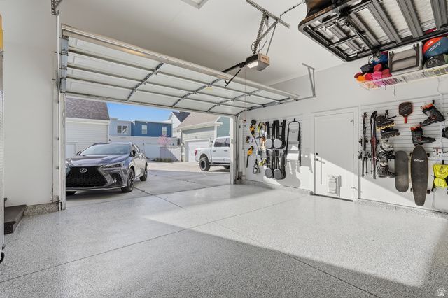 11151 S CHEVIOT HILLS LN, South Jordan, UT 84009