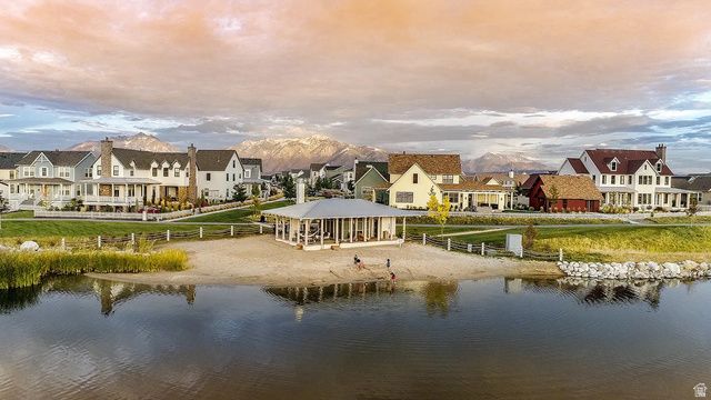 11151 S CHEVIOT HILLS LN, South Jordan, UT 84009