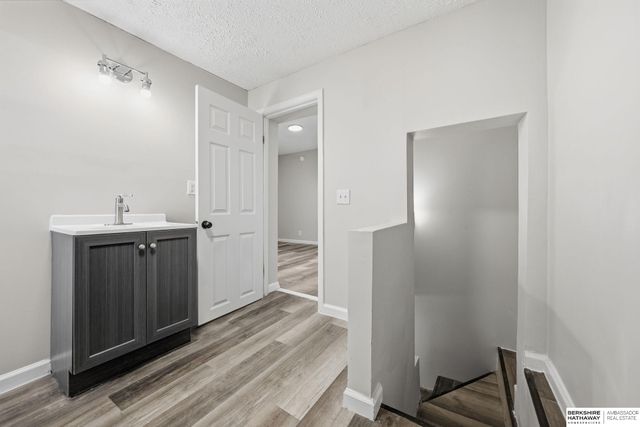 225 F Street, Lincoln, NE 68508