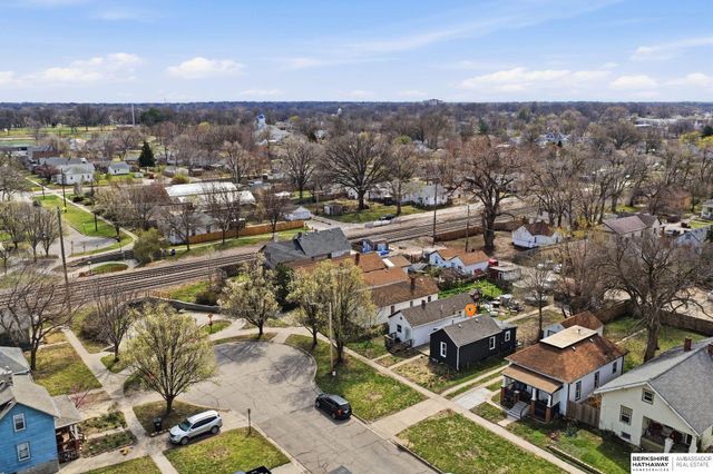 225 F Street, Lincoln, NE 68508