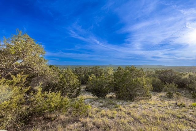 935 SPRING BRANCH RD, Spring Branch, TX 78070