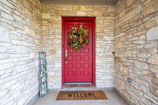 935 SPRING BRANCH RD, Spring Branch, TX 78070