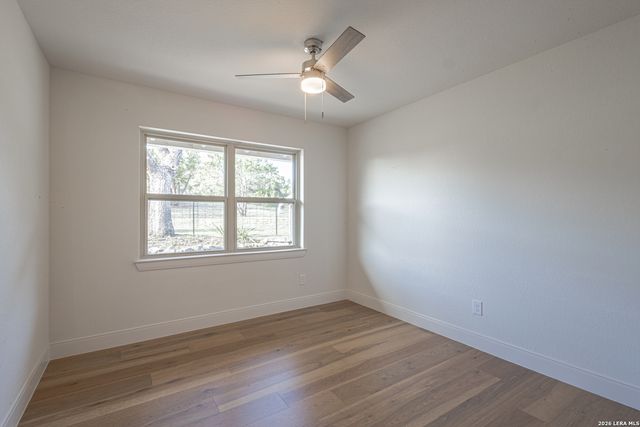 935 SPRING BRANCH RD, Spring Branch, TX 78070