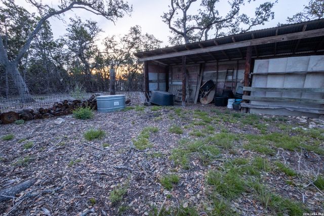 935 SPRING BRANCH RD, Spring Branch, TX 78070