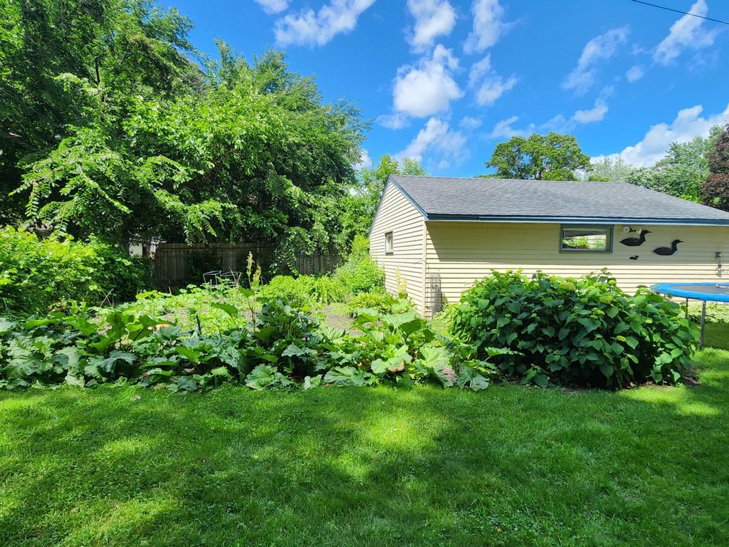 5817 Perry Avenue N, Crystal, MN 55429 — photo 5