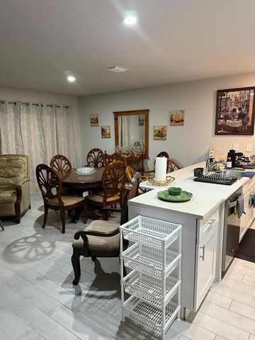 1580 BISCAYNE DRIVE, Port Charlotte, FL 33953