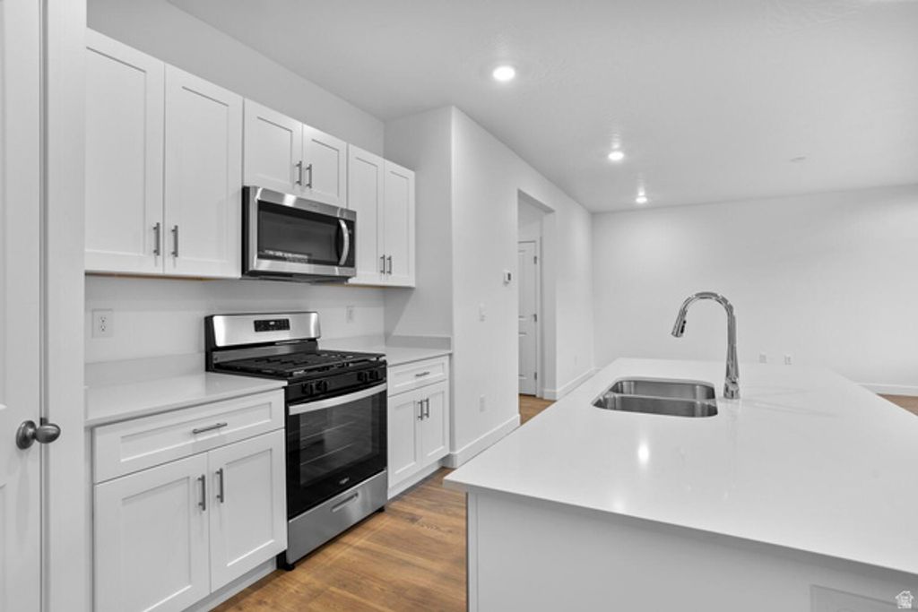 Image 11 of property listing at 1886 S QUEENS GARDEN DR, Washington, UT 84780