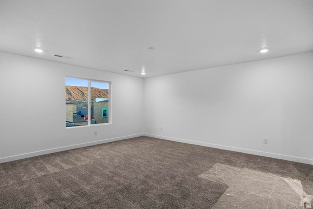 Image 13 of property listing at 1886 S QUEENS GARDEN DR, Washington, UT 84780