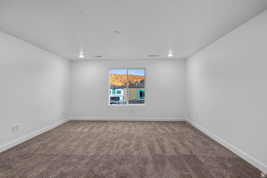 Image 14 of property listing at 1886 S QUEENS GARDEN DR, Washington, UT 84780