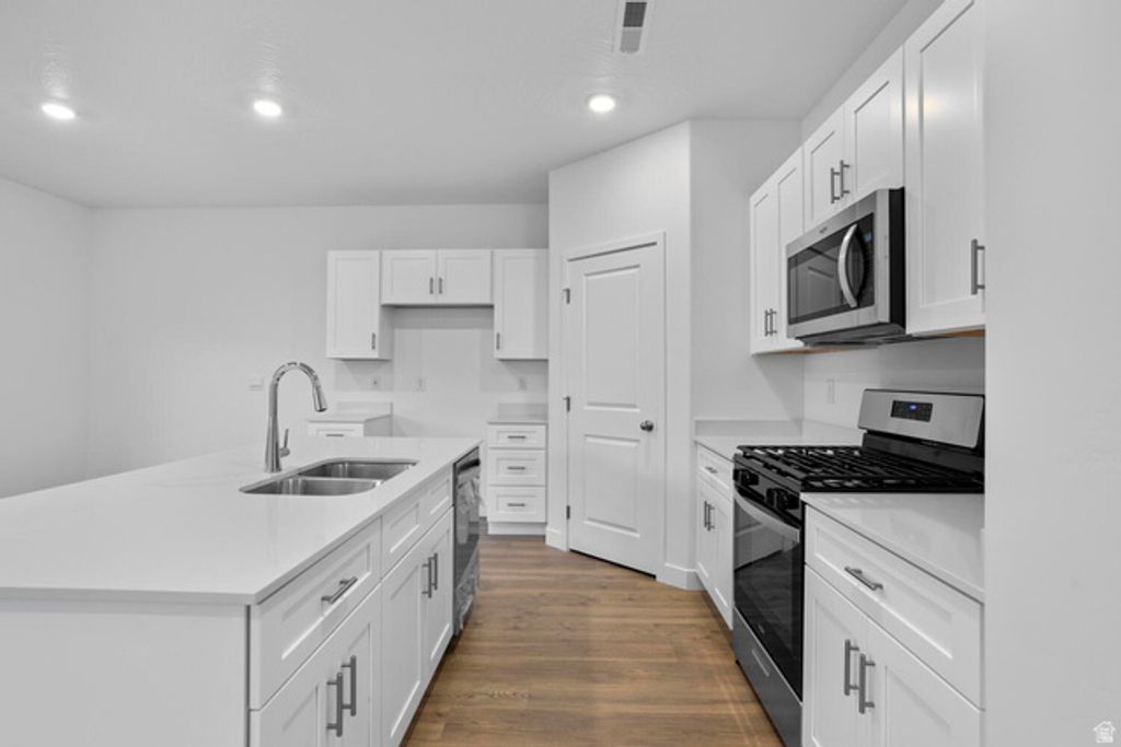 Image 20 of property listing at 1886 S QUEENS GARDEN DR, Washington, UT 84780