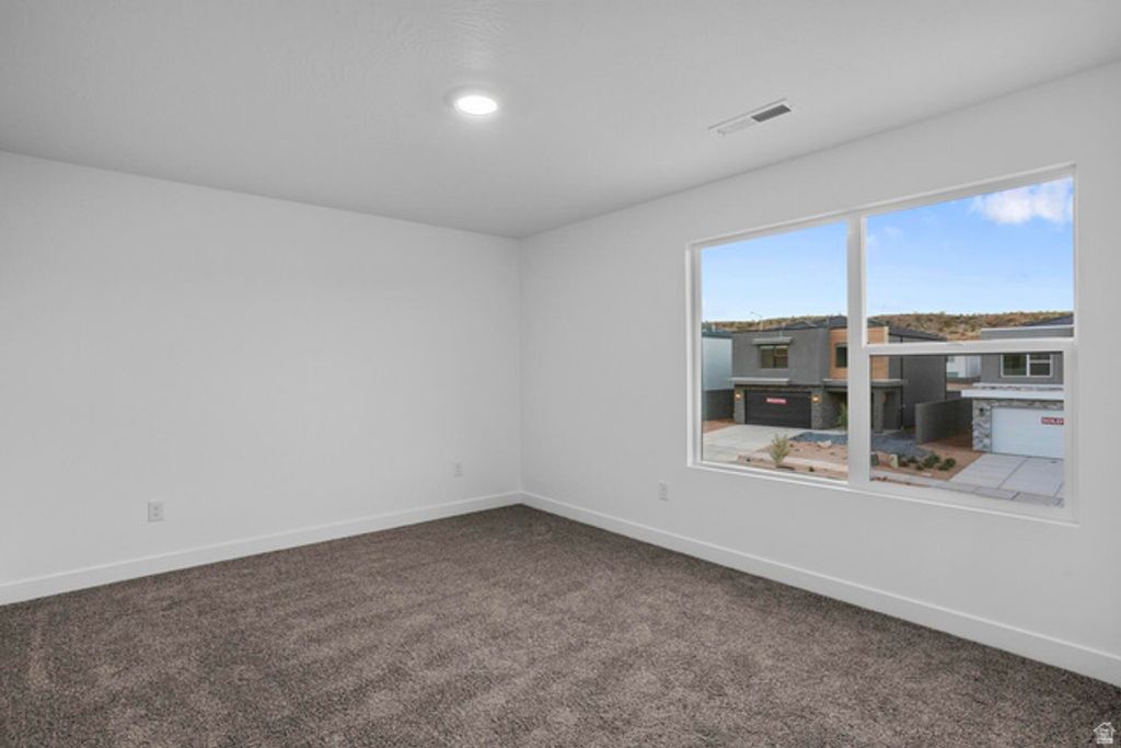 Image 3 of property listing at 1886 S QUEENS GARDEN DR, Washington, UT 84780