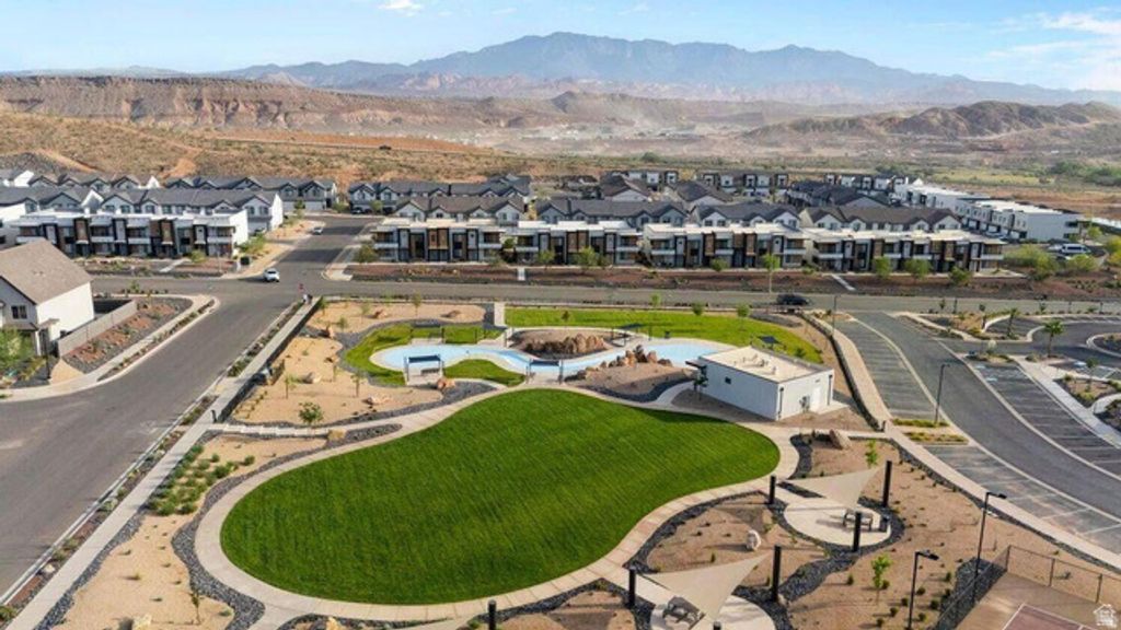 Image 24 of property listing at 1886 S QUEENS GARDEN DR, Washington, UT 84780
