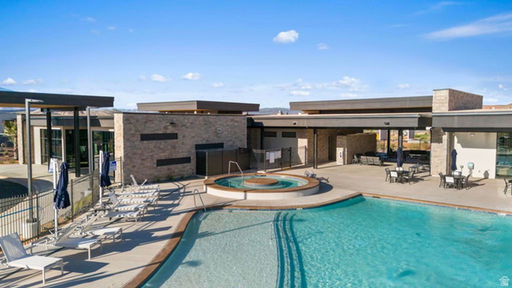 Image 34 of property listing at 1886 S QUEENS GARDEN DR, Washington, UT 84780