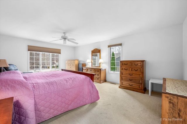 5N490 Hidden Springs Drive, St. Charles, IL 60175