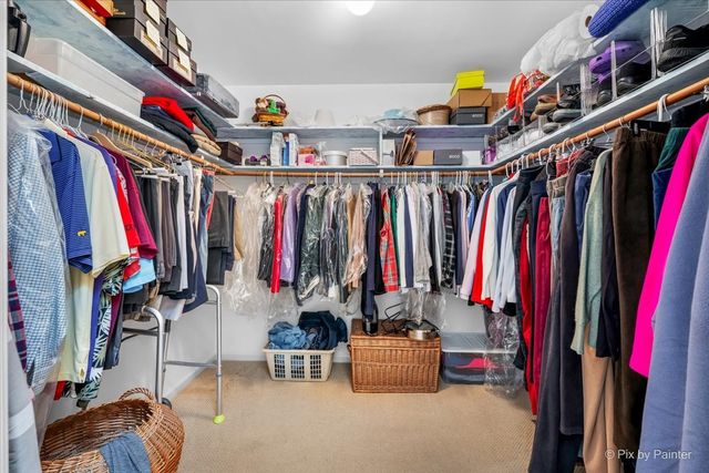 5N490 Hidden Springs Drive, St. Charles, IL 60175