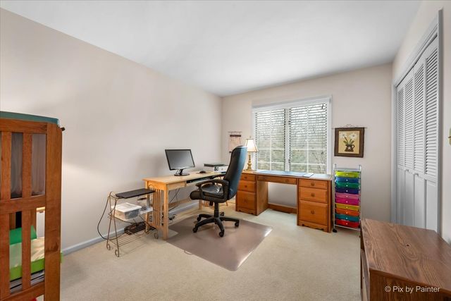 5N490 Hidden Springs Drive, St. Charles, IL 60175