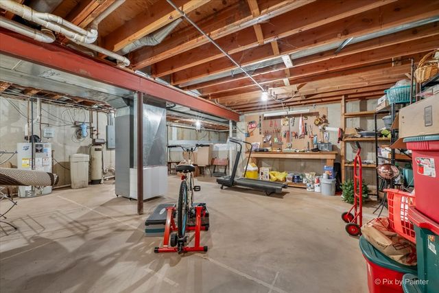 5N490 Hidden Springs Drive, St. Charles, IL 60175