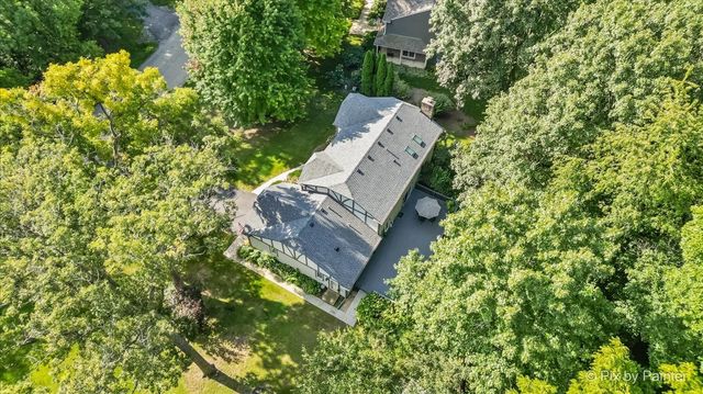 5N490 Hidden Springs Drive, St. Charles, IL 60175