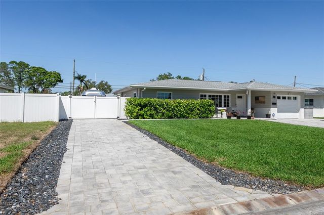 715 44TH AVENUE NE, St Petersburg, FL 33703