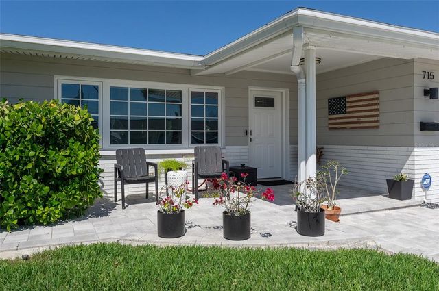 715 44TH AVENUE NE, St Petersburg, FL 33703