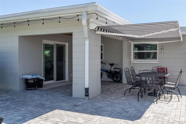 715 44TH AVENUE NE, St Petersburg, FL 33703