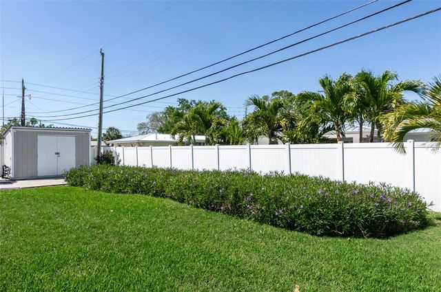 715 44TH AVENUE NE, St Petersburg, FL 33703