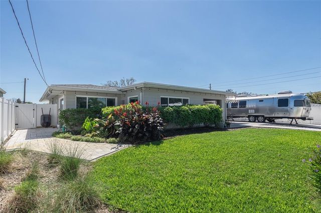715 44TH AVENUE NE, St Petersburg, FL 33703