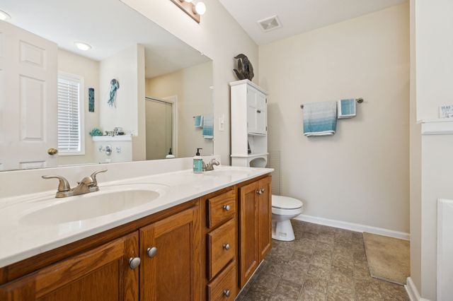 2564 Leprechaun Ln, Clarksville, TN 37042