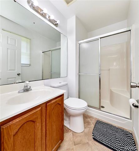 1217 White Oak Court, Troy, MO 63379