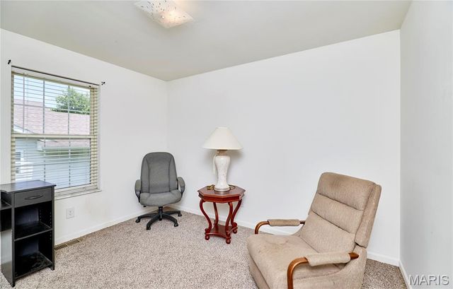 1217 White Oak Court, Troy, MO 63379