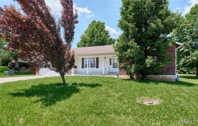 1217 White Oak Court, Troy, MO 63379