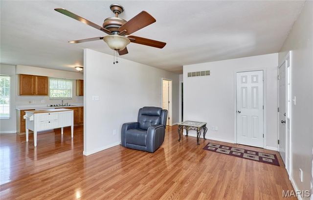 1217 White Oak Court, Troy, MO 63379