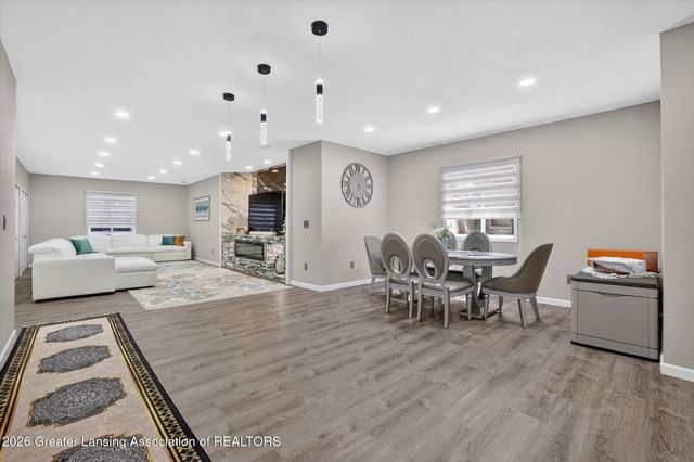 1761 Hamilton Road, Okemos, MI 48864