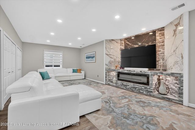 1761 Hamilton Road, Okemos, MI 48864