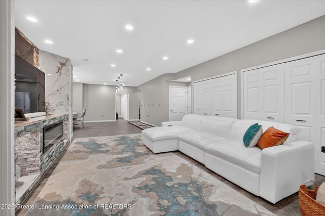 1761 Hamilton Road, Okemos, MI 48864