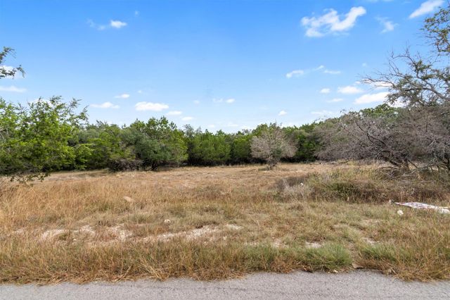 21002 SANTA ROSA Ave, Lago Vista, TX 78645